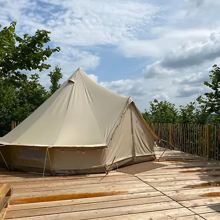 Luxury tent La Nocciolaia Glamping