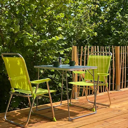 Luxury tent La Nocciolaia Glamping