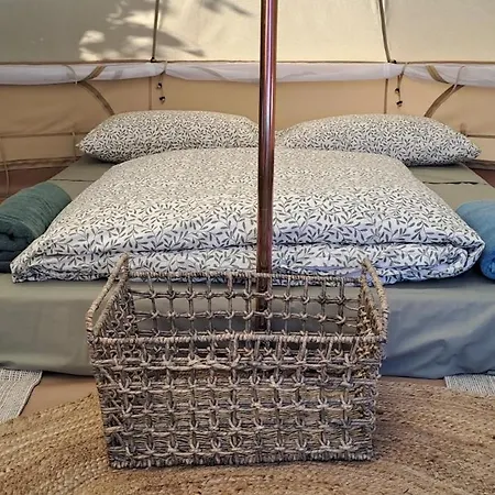 Luxury tent La Nocciolaia Glamping *